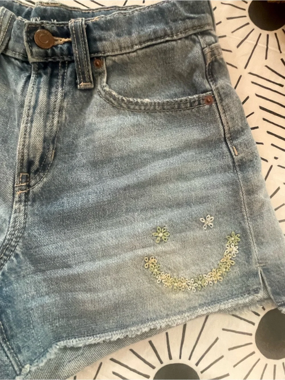 Fun Old Navy Embroidered Light Blue Denim Shorts (Girl’s Sz 14) FINAL PRICED